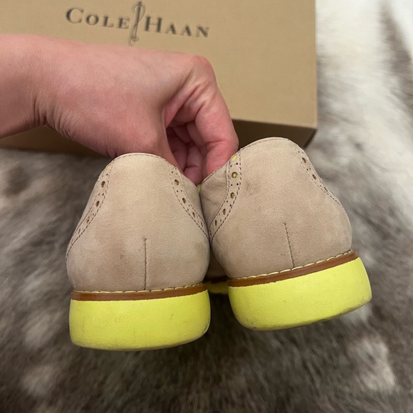 Cole Haan Gramercy Oxford Shoes - Picture 11 of 14